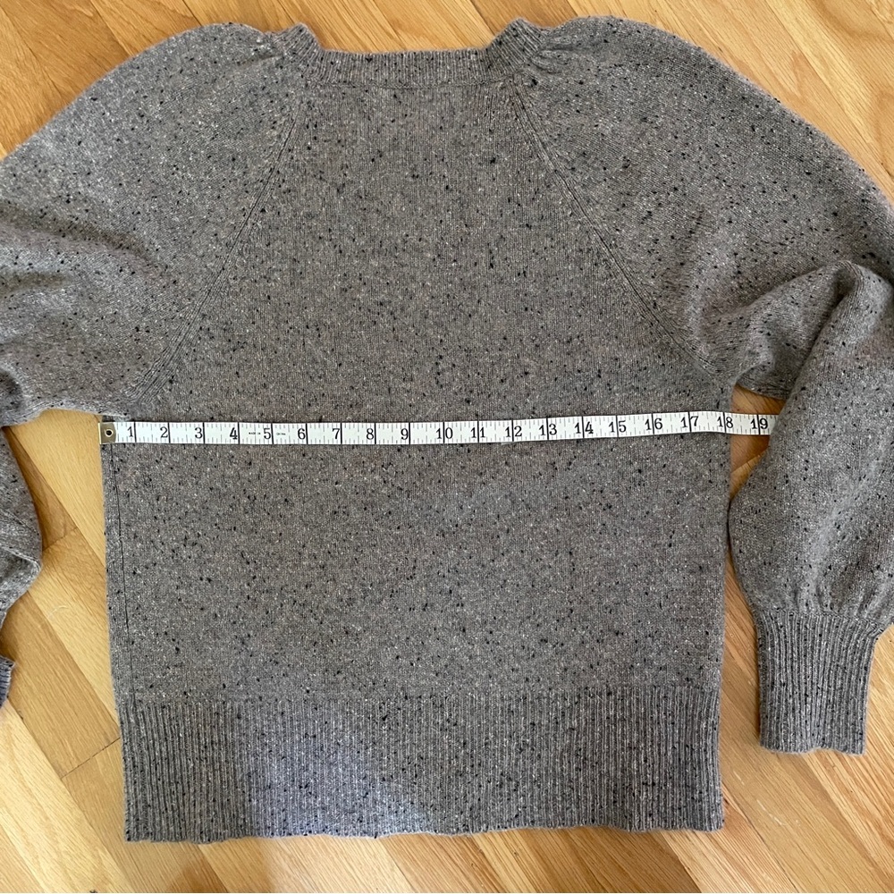Ann Taylor Women's Crewneck Sweater in Heather Gray - Picture 5 of 8
